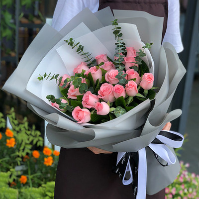 吉林省长春市朝阳南关宽城区鲜花速递同城99朵红玫瑰花束生日礼盒