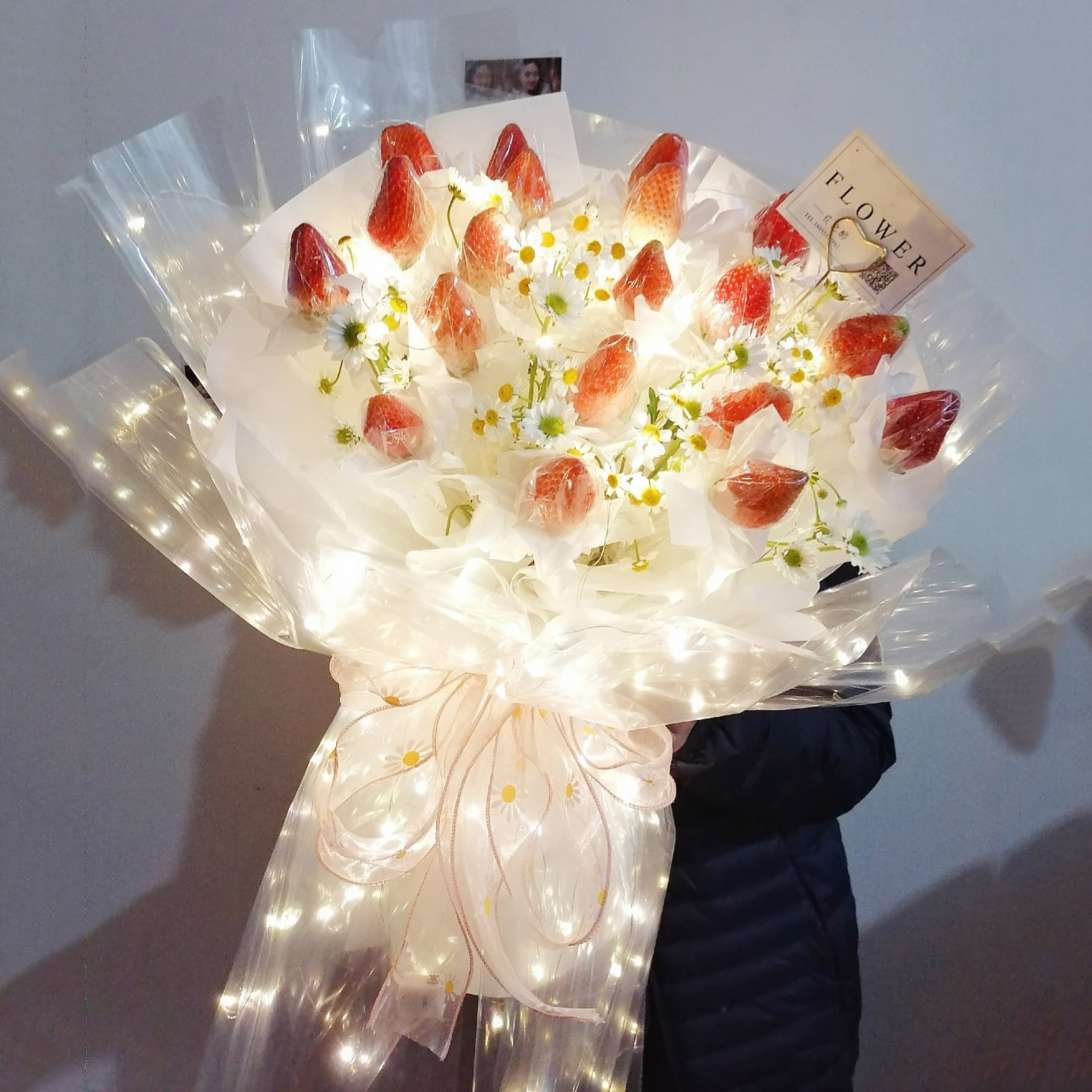 奶油草莓成品全国同城鲜花速递