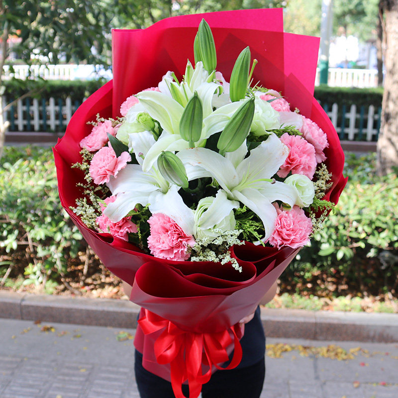 本溪鲜花速递同城红粉康乃馨花束礼盒平山宽甸凤城生日上门送花店