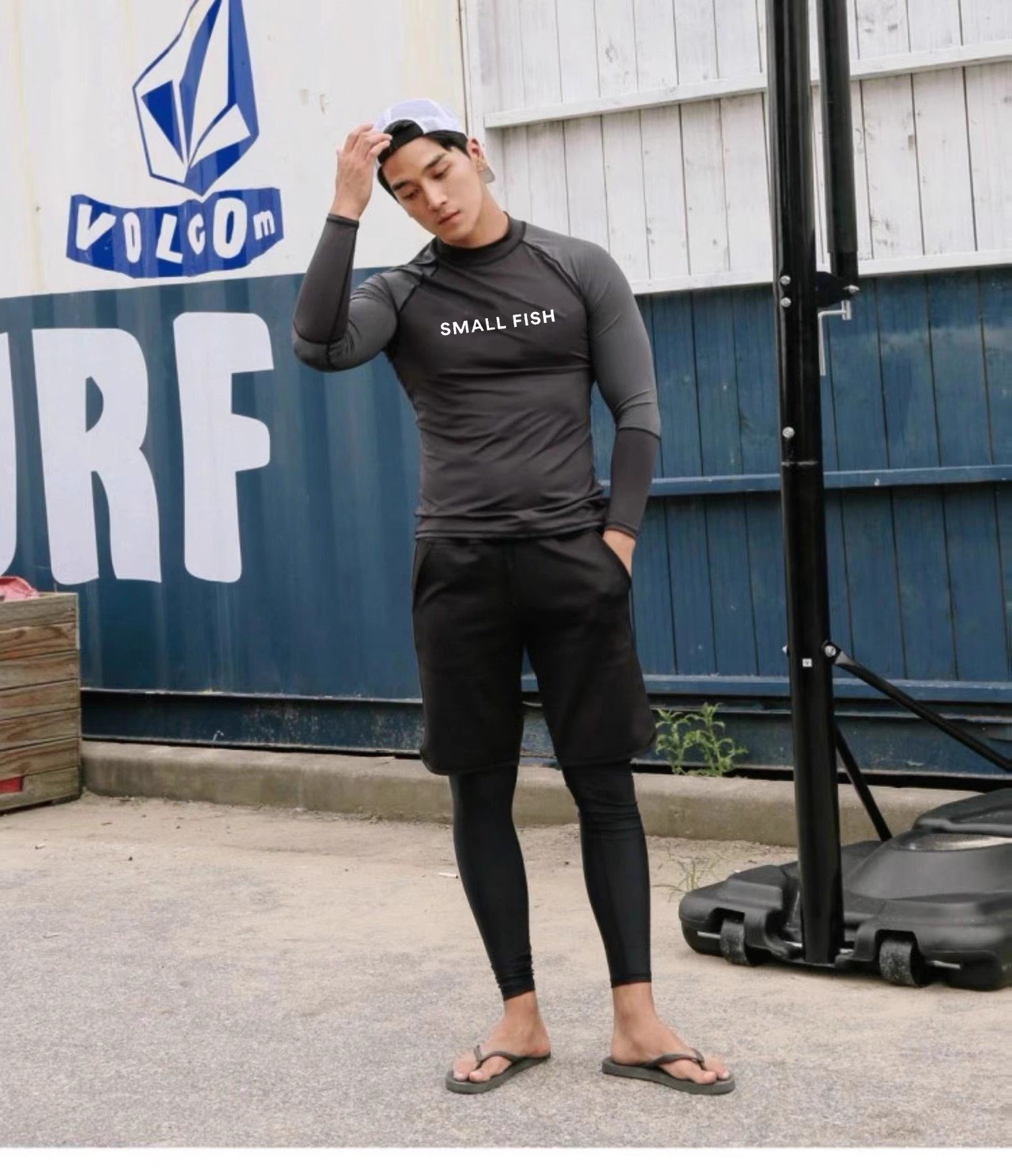 浪俏潜水服男尺码全价格低