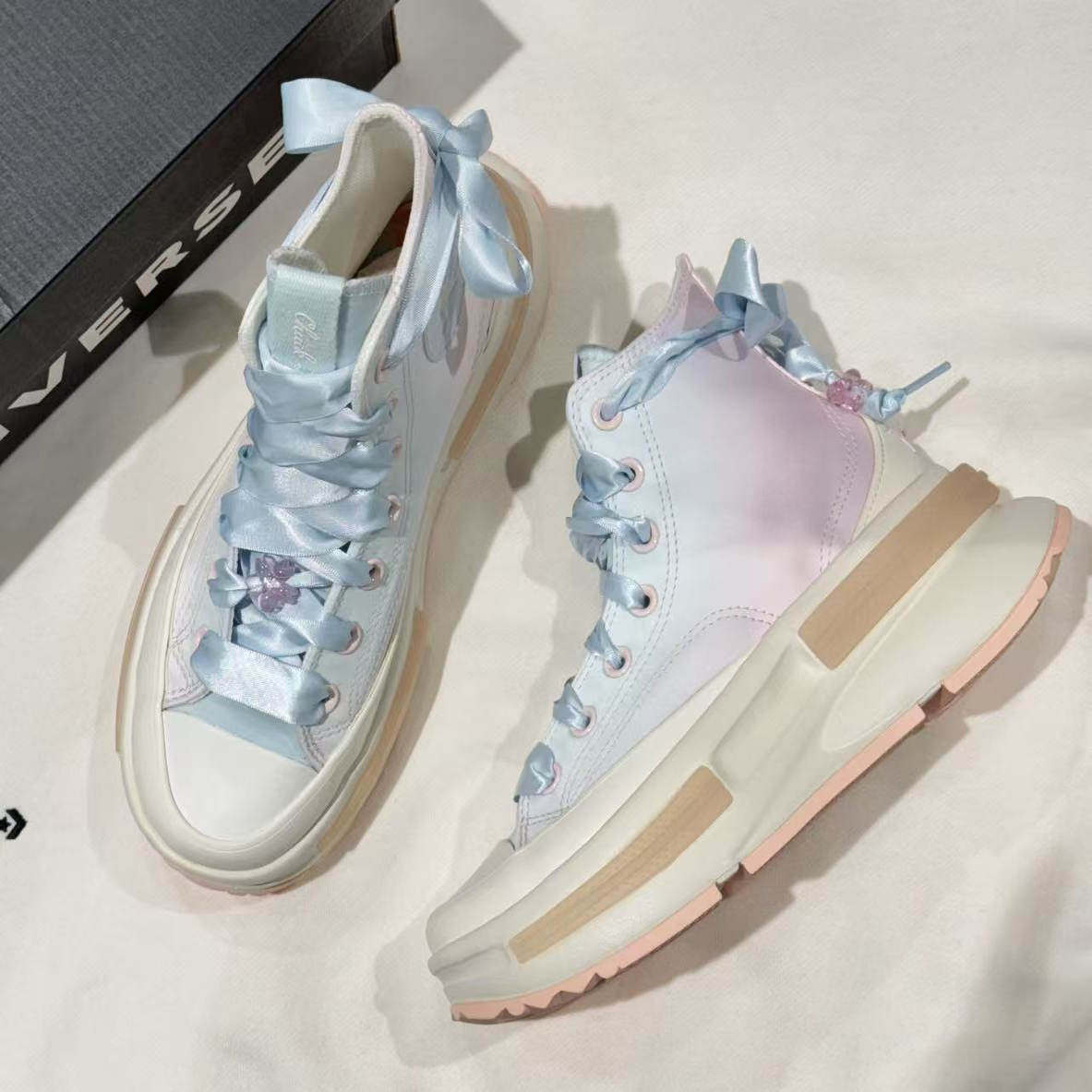 Converse匡威夹心樱花渐变磨砂缎面女厚底增高休闲帆布鞋 A09108C
