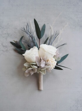 新娘手腕花永生花白玫瑰 草坪婚礼襟花 新郎胸花清新森系父母胸花