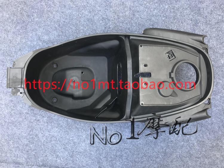 适用于五羊本田小公主座桶马桶行礼箱WH100T-G-F-H-L全车外壳配件