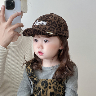宝宝帽子秋冬季帅气百搭男女儿童棒球帽2025新款豹纹韩版鸭舌帽潮