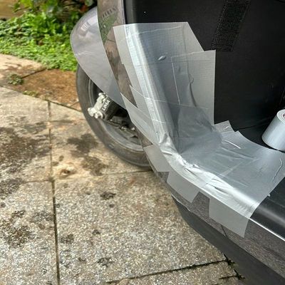 米乐奇汽车贴纸划痕大面积