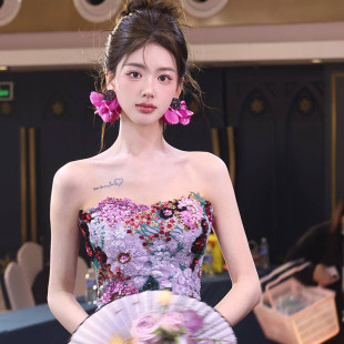 晨拍礼服晨袍女新娘重工抹胸亮片长款 聚年会连衣裙 敬酒服泡泡袖