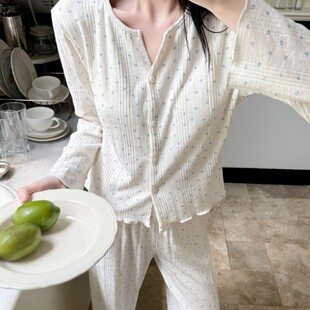 Bm风格小碎花家居服女秋季新款长袖长裤带胸垫可外穿休闲服睡衣