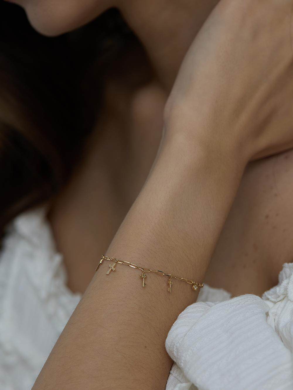 Authentic 18K Gold Diamond Bracelet | Taobao Direct - Product image 4