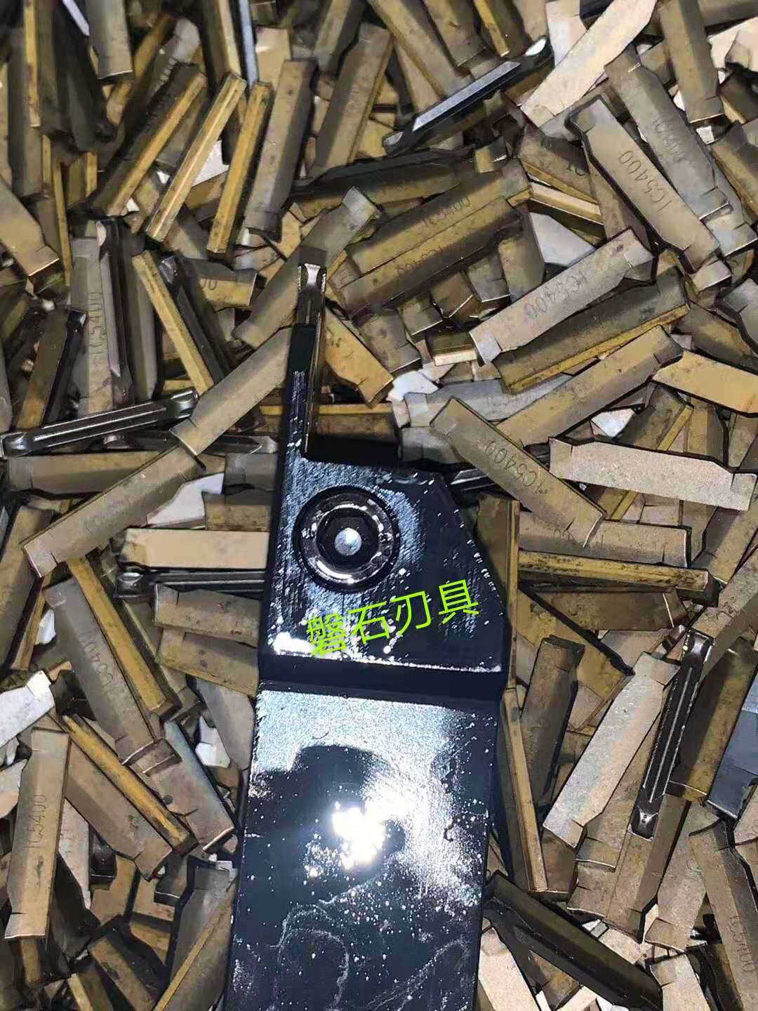 不锈钢槽刀切断进口数控伊斯卡割