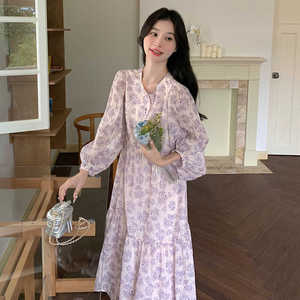 茶歇法式绝美紫色碎花连衣裙女2024夏季新款别致高腰仙女长款裙子图片