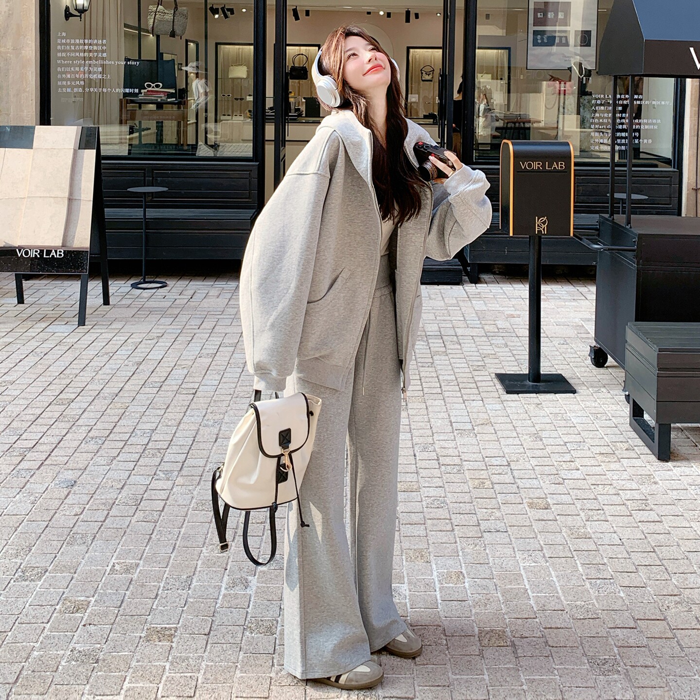 休闲运动风穿搭灰色连帽卫衣套装女2025春秋超火好看阔腿裤两件套,女装套装/套裙,2D082