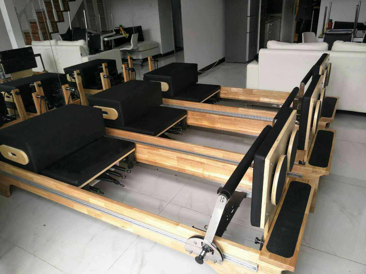 PILATES全轨道普拉提床 普拉提器械 外滑道普拉提核心床Reformer