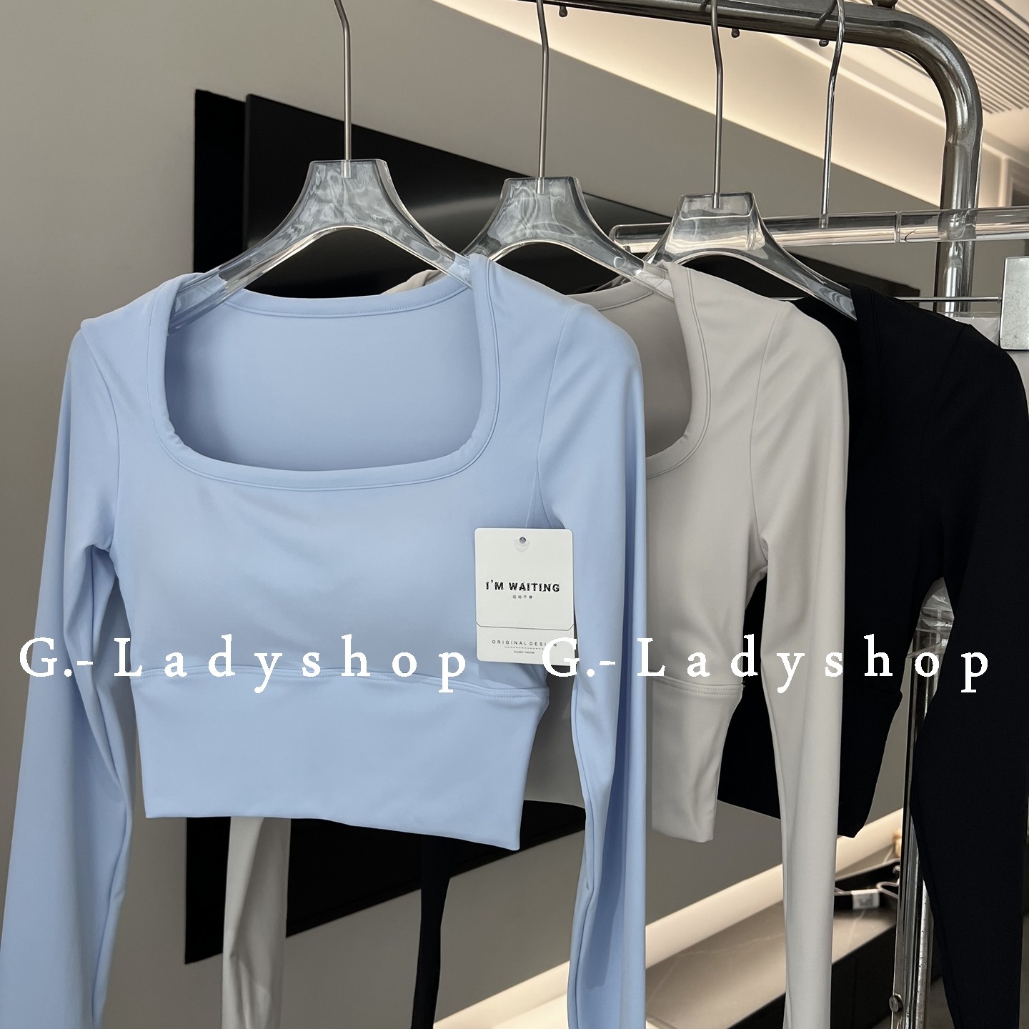 简约高级感固定杯胸垫瑜伽上衣 U领修身短款露脐长袖健身T恤,女装/女士精品,T恤,淘宝优惠券,粉丝福利购,淘宝优惠卷