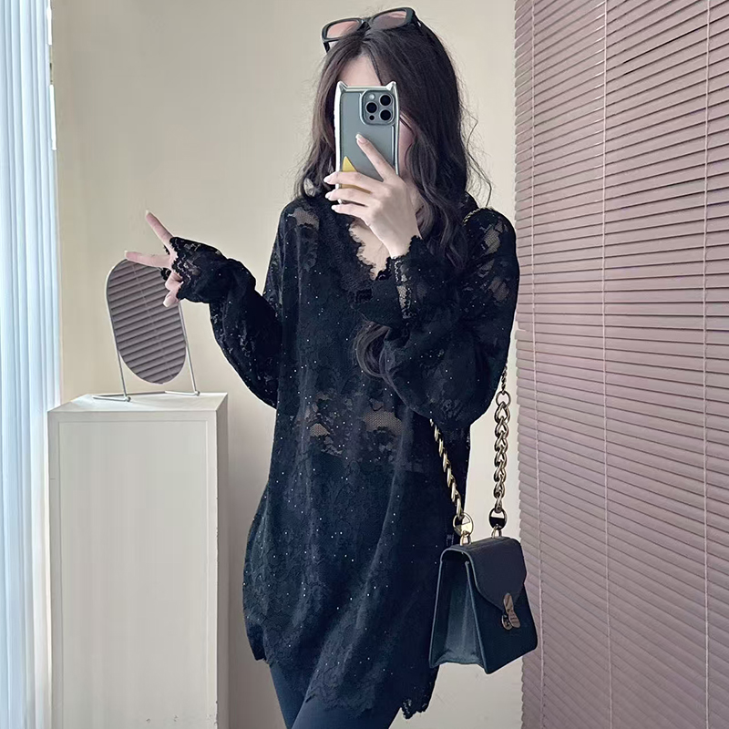 蕾丝衫中长款罩衫女春夏季镂空V领大码开叉内搭衬衫宽松蕾丝上衣