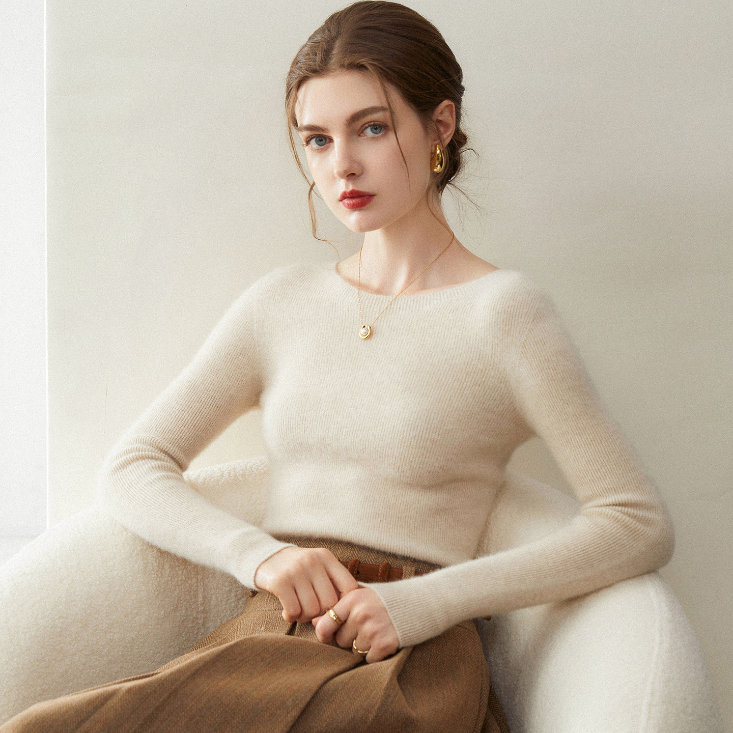 康赛妮一线抽条圆领山羊绒衫女宽松显瘦针织衫毛衣百搭打底衫上衣,女装/女士精品,羊绒衫,淘宝优惠券,粉丝福利购,淘宝优惠卷