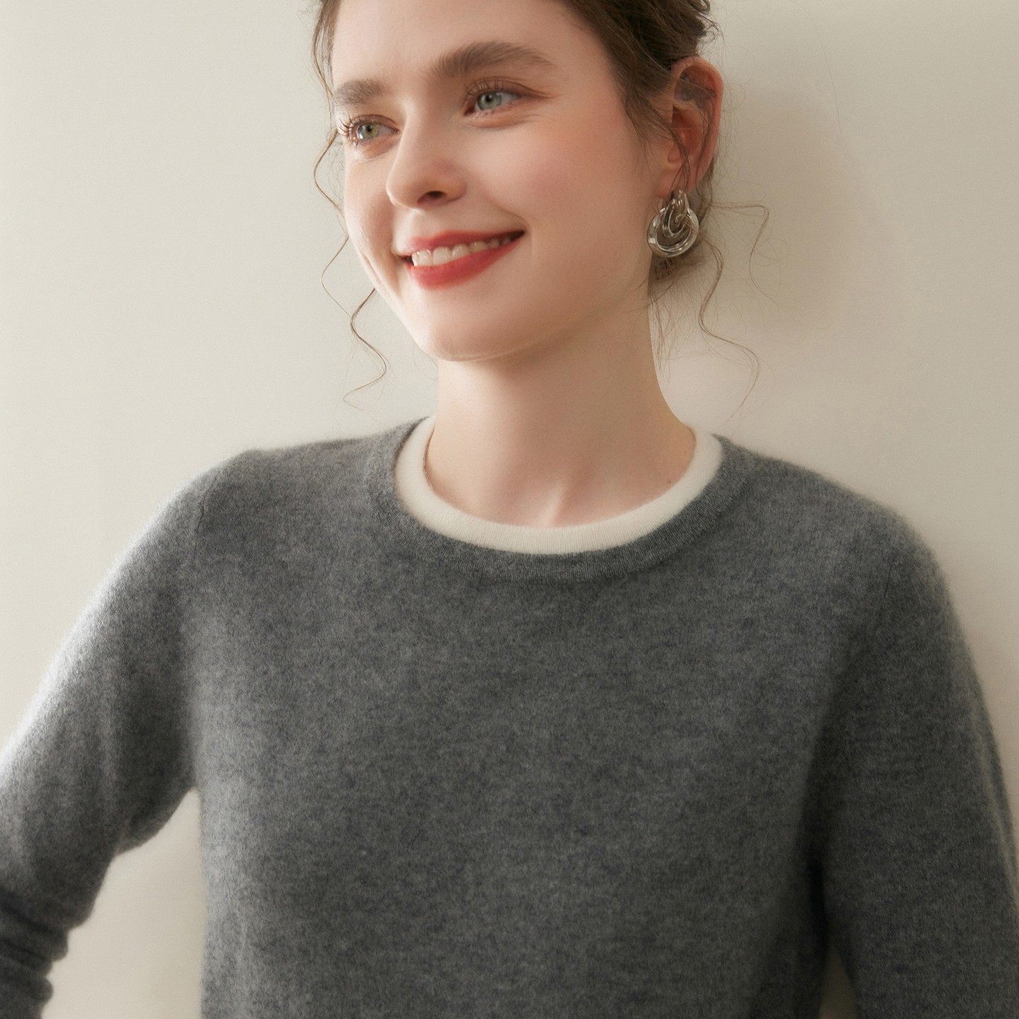 30%~含量山羊绒衫女圆领假两件打底衫显瘦百搭软糯针织毛衣,女装/女士精品,羊绒衫,淘宝优惠券,粉丝福利购,淘宝优惠卷