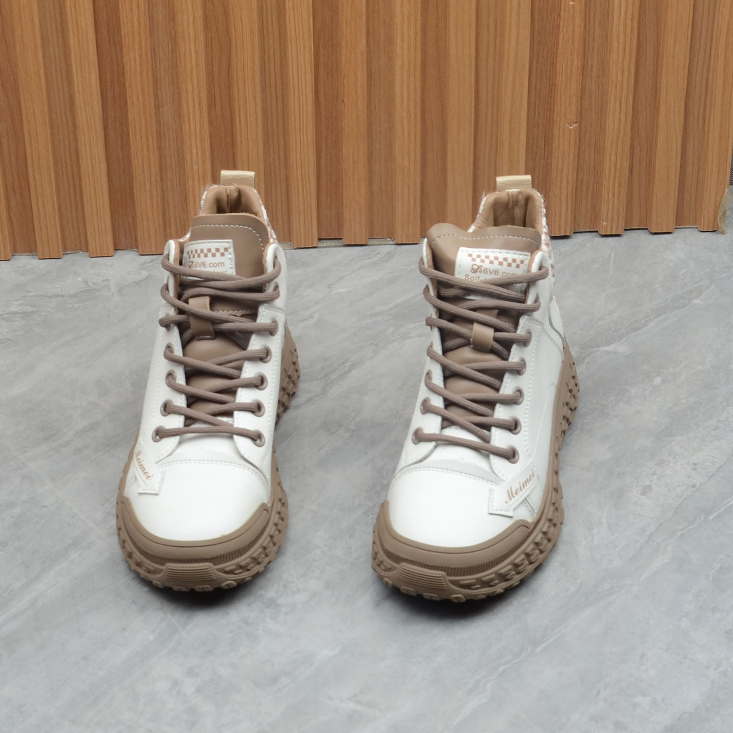 真皮马丁靴高帮薄绒舒适女冬靴子