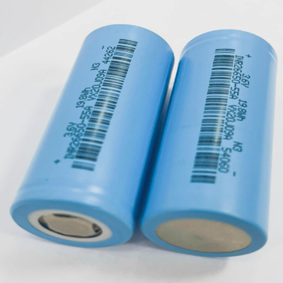 强光手电5500毫安锂电池