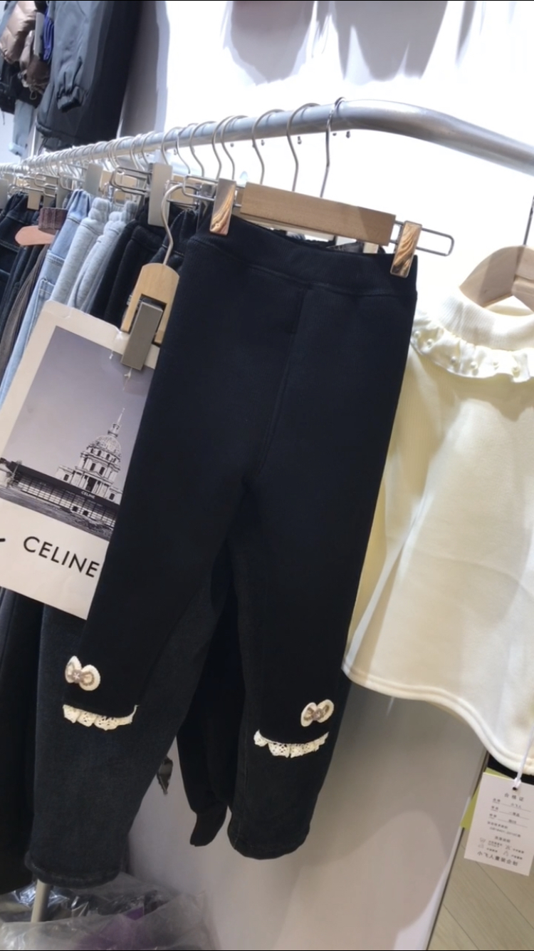 80-110码女童加绒打底裤秋冬外穿女孩小童羊羔毛加厚裤子刺绣