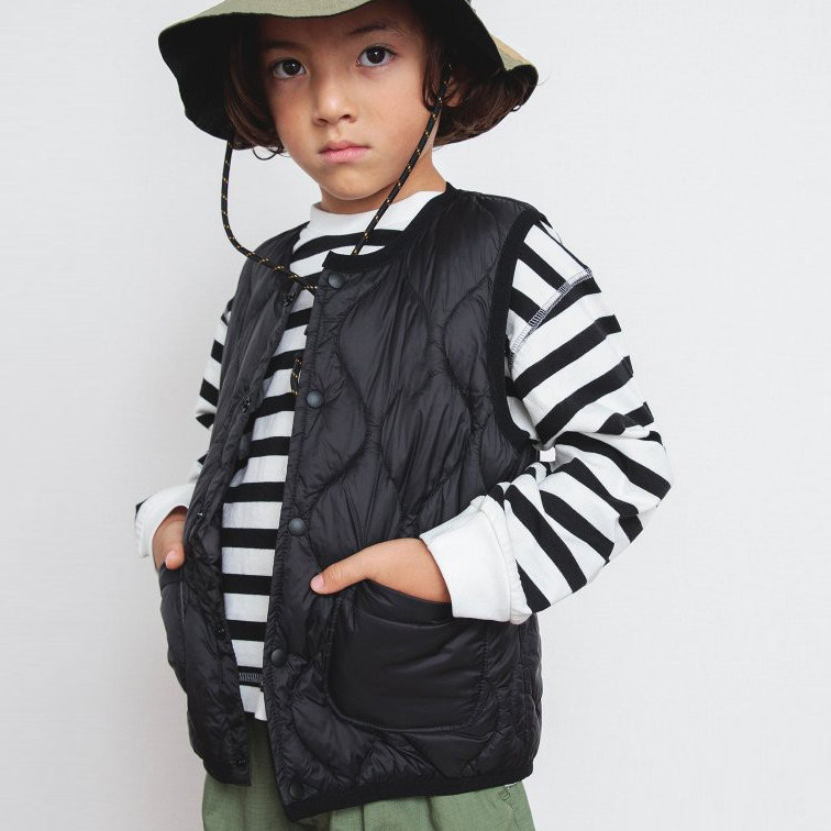 日本代购 童装 B. 90-160cm 中夹棉防撕裂衍缝秋冬马甲背心外套