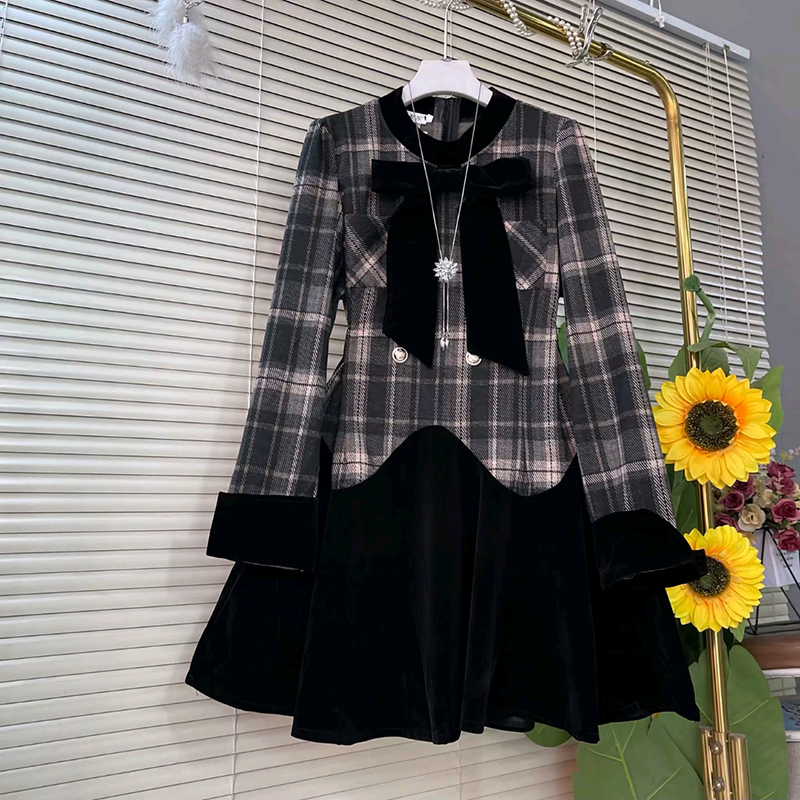 胖mm秋季大码女装小香风连衣裙新