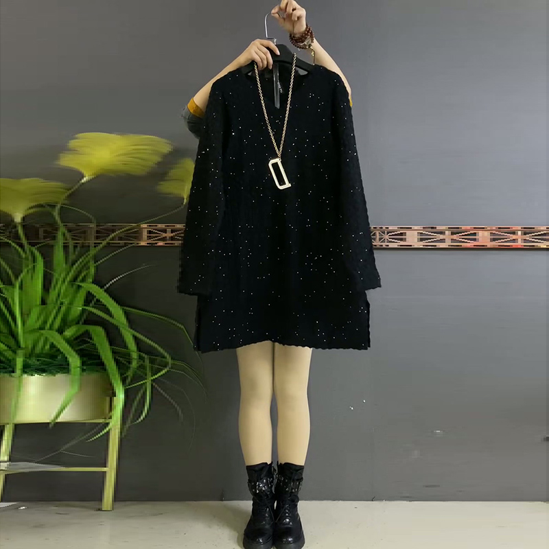 撒星大码女装格纹V领中长款大衫