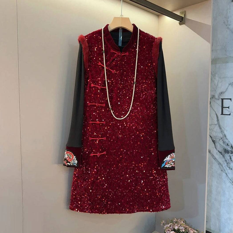 新中式国风盘扣新年氛围感亮片马甲裙刺绣打底两件套胖MM大码套装,女装/女士精品,大码套装,淘宝优惠券,粉丝福利购,淘宝优惠卷