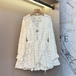 胖妹妹大码 小清新蕾丝衫 女装 冬季 复古镂空收腰上衣女 时尚 新款 韩版