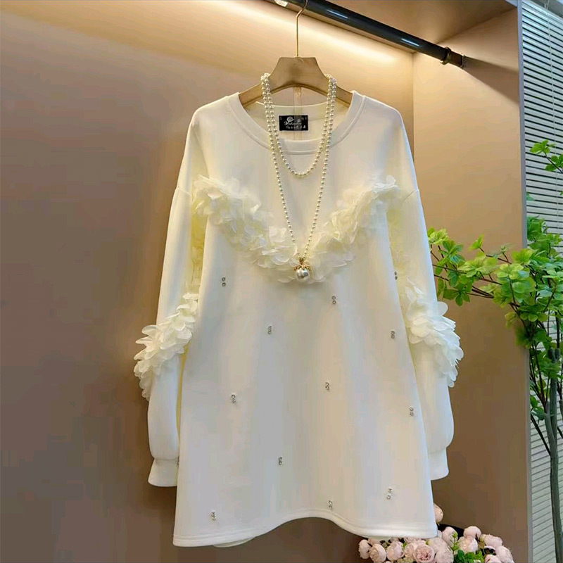 拼接木耳花边钉钻中长卫衣