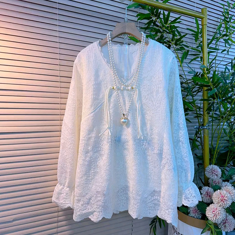 重工钉珠设计感提花刺绣蕾丝衫