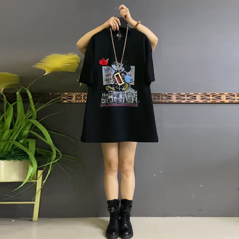 2025秋季减龄新款大码女装胖MM时尚显瘦卡通米奇设计感洋气中长衫