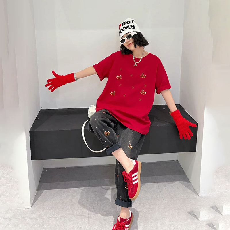 大码女装刺绣半袖上衣宽松冬季潮