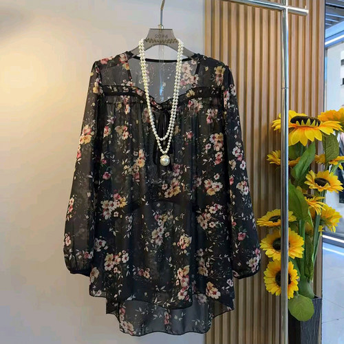 大码女装时尚方领碎花小衫