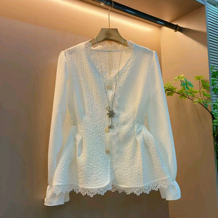 女装 大码 胖妹妹小香风蕾丝拼接收腰显瘦百搭精致减龄上衣 新款 冬季