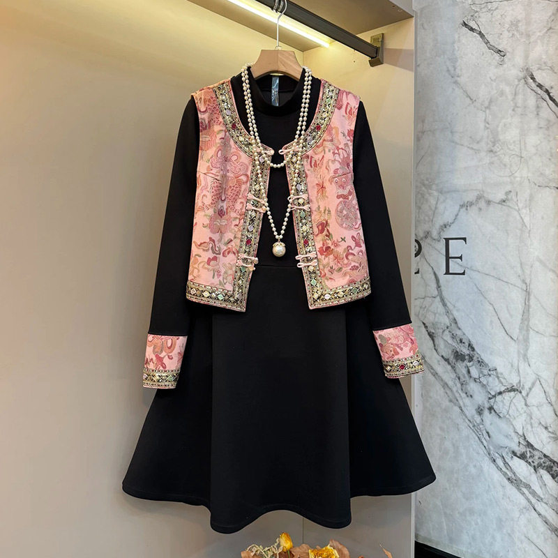 胖妹妹国风复古盘扣亮片花边马甲遮肉拼袖连衣裙套装新款大码女装,女装/女士精品,大码套装,淘宝优惠券,粉丝福利购,淘宝优惠卷