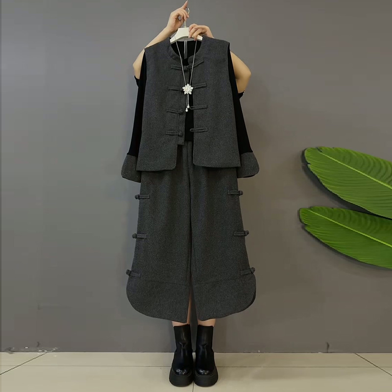 新款盘扣马甲阔腿裤大码女装打底