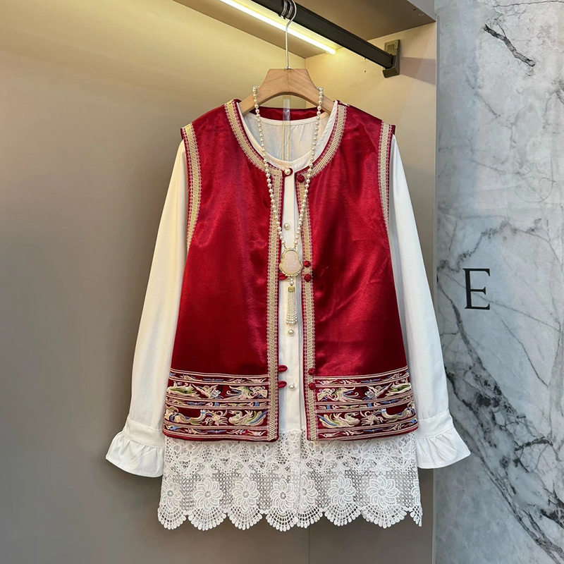 胖妹妹新中式轻奢拼接马甲新款大码女装设计感拼接镂空花边打底衫,女装/女士精品,常规大码外套,淘宝优惠券,粉丝福利购,淘宝优惠卷