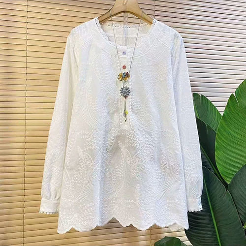新款韩版圆领重工刺绣宽松大衫女