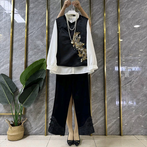 大码女装刺绣马甲打底衫套装裤子