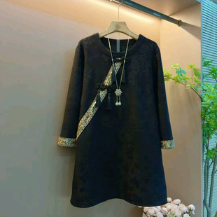 女装 大码 胖mm气质显瘦上衣新 复古盘扣流苏刺绣花边T恤大衫 新中式