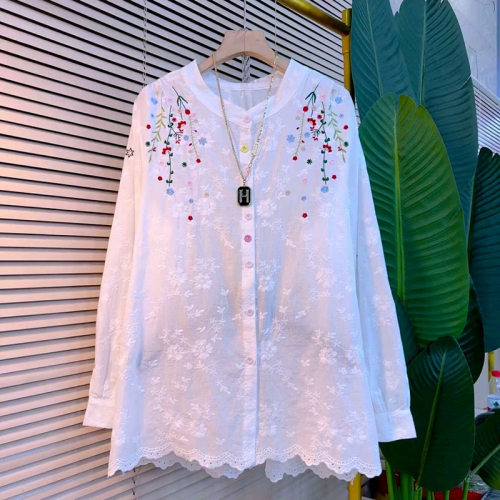 刺绣彩色碎花长袖衬衫