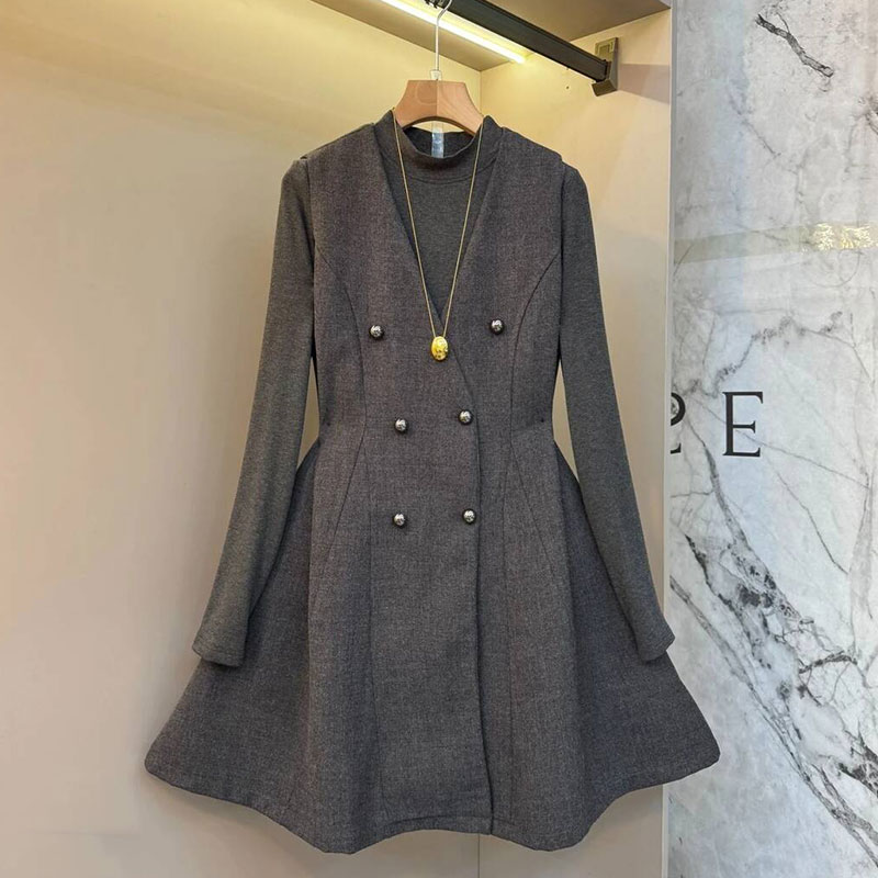 纯色半高领打底衫马甲裙两件套