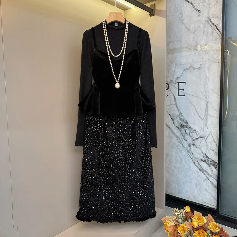 时尚内搭丝绒吊带亮片连衣裙套装