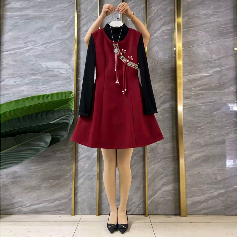 新款大码女装盘扣流苏背心裙套装