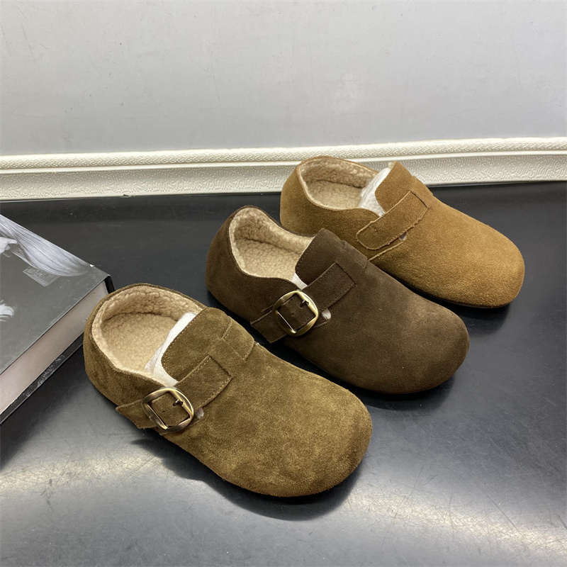 断码处理真皮女鞋2025冬季新款休闲反绒皮勃肯鞋圆头皮带扣女棉鞋