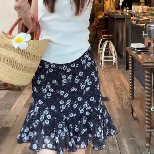 短裙鱼尾裙A字碎花半身裙