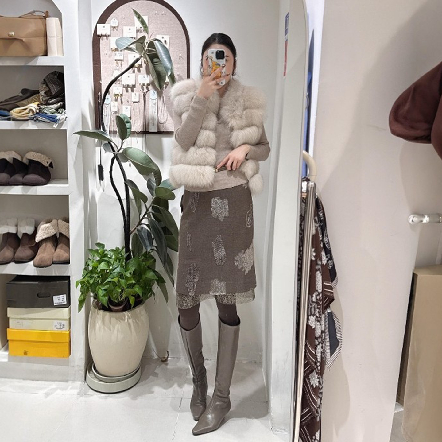 重工珠绣拼接刺绣毛呢半身裙子女秋冬新款百搭气质千金风中裙短裙