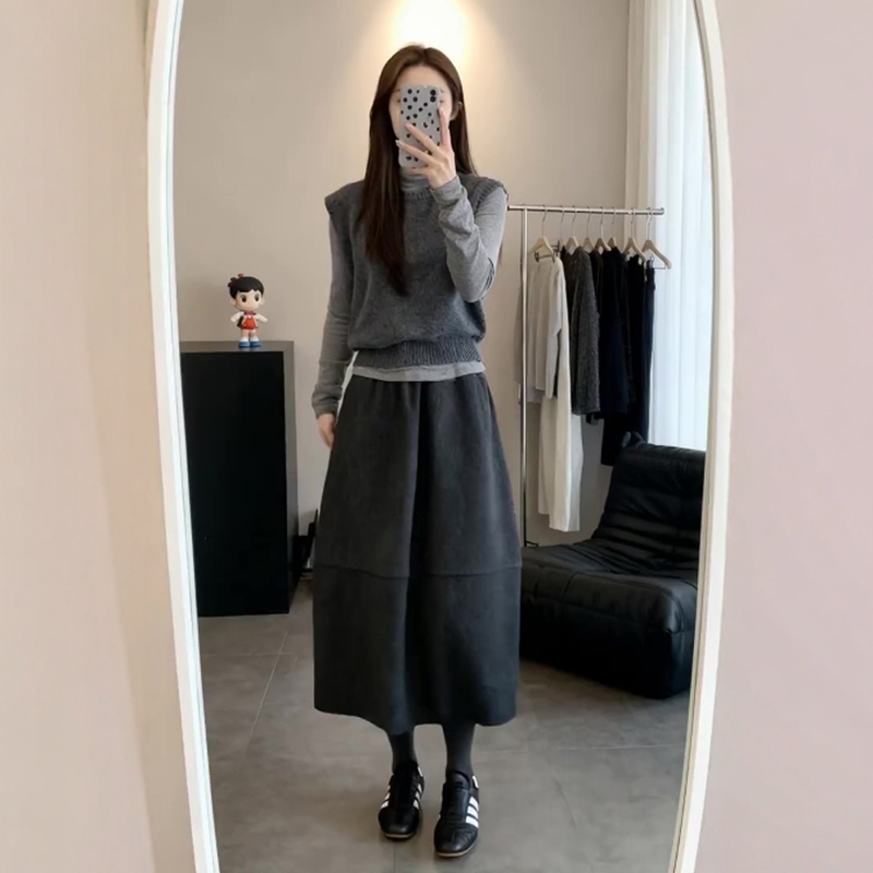 中长款大摆A字毛呢半身裙