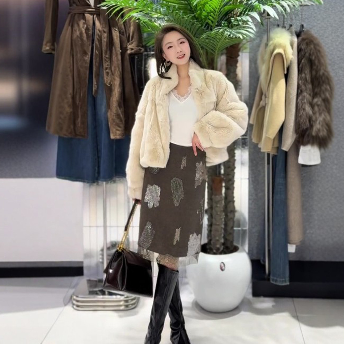 欧货重工钉珠亮片半身裙女2026秋冬新款a字法式气质拼接厚中裙子