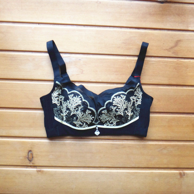 超薄全罩杯无束缚文胸收副乳聚拢